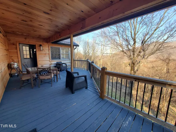 $448,500 | 108 Roan Vw Road, Roan Mountain, TN 37687