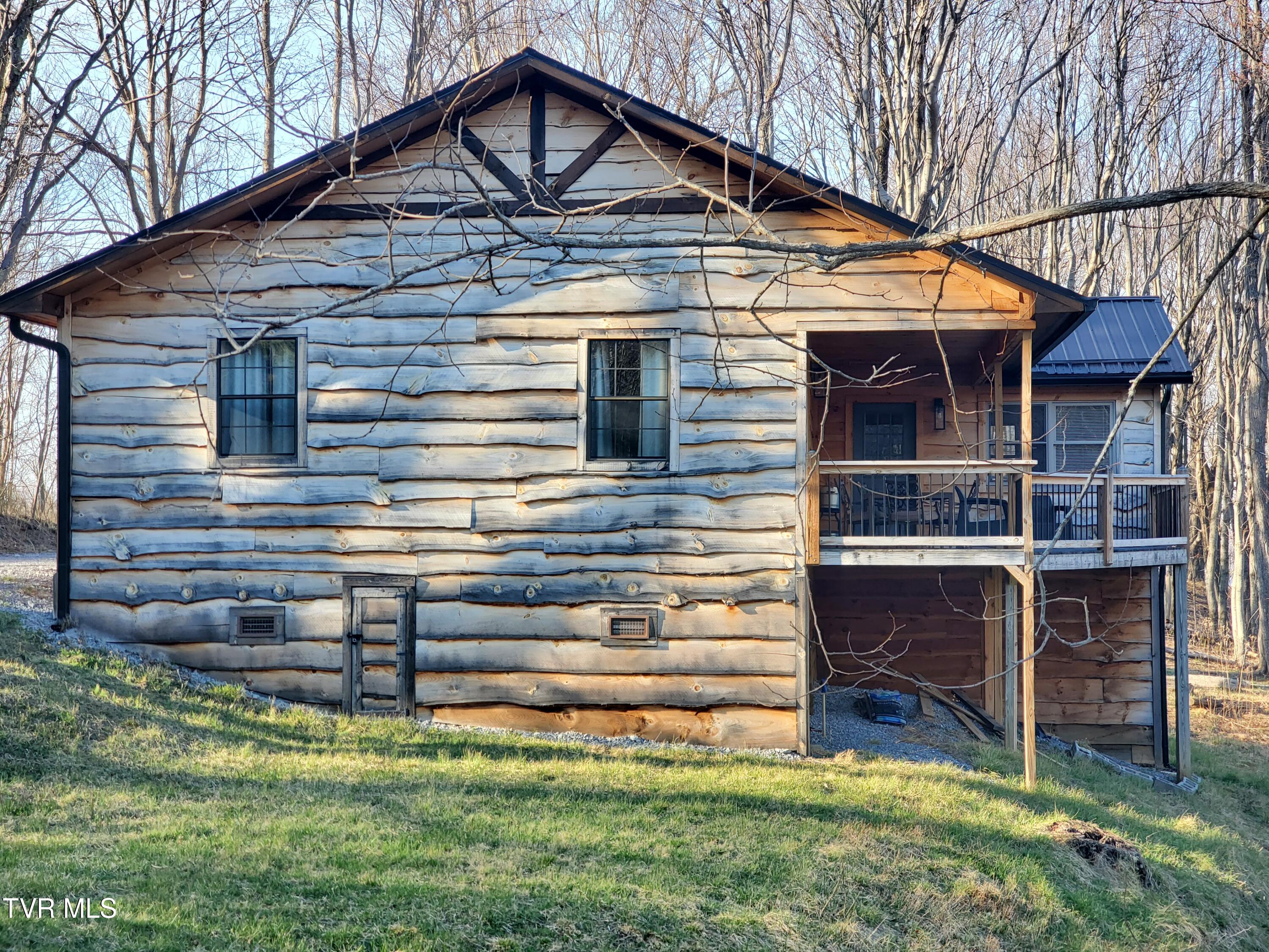 108 Roan Vw Road Roan Mountain, TN 37687 - Photo 31 of 35 20260329_175607