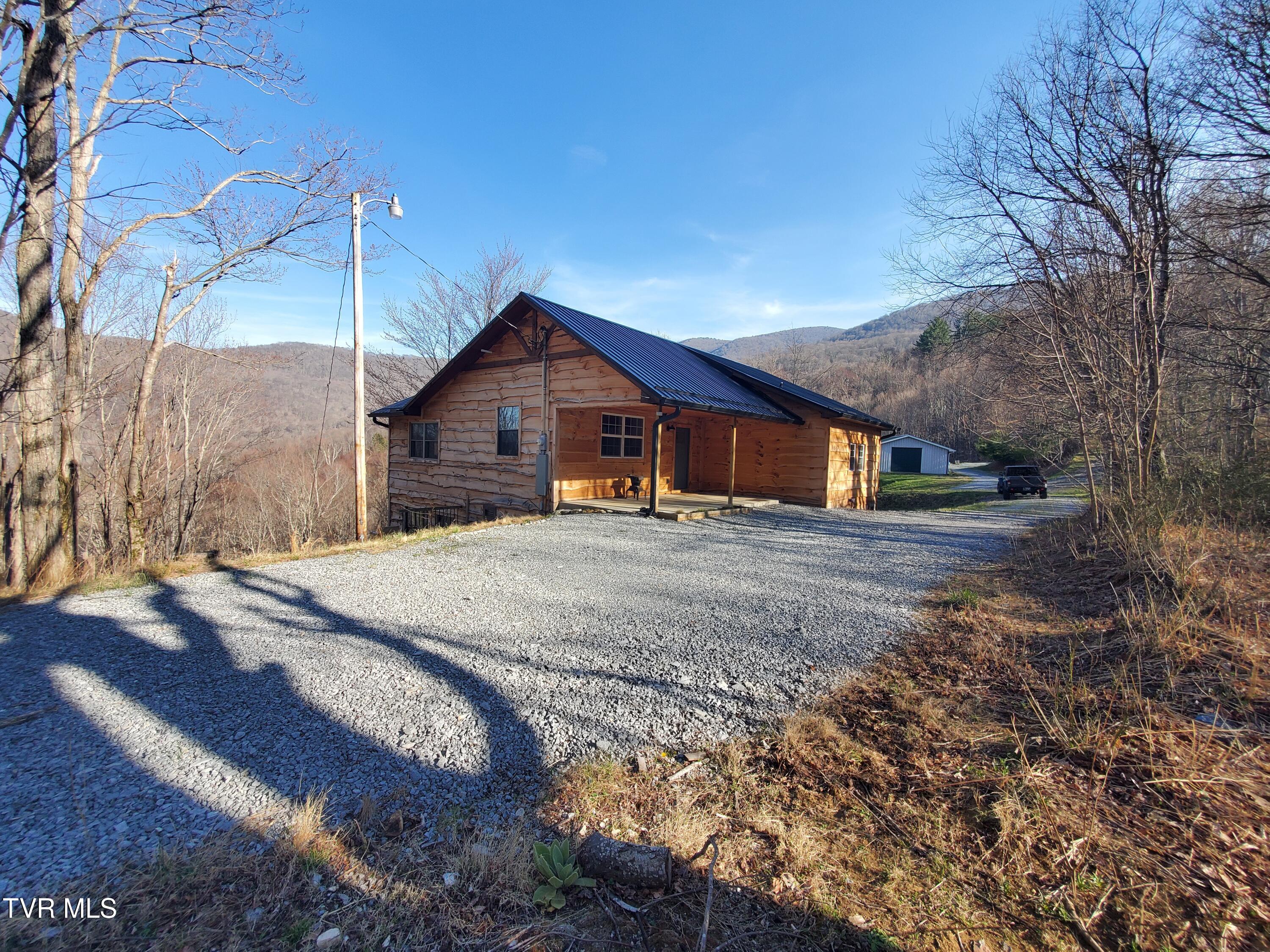 108 Roan Vw Road Roan Mountain, TN 37687 - Photo 35 of 35 20260329_173614