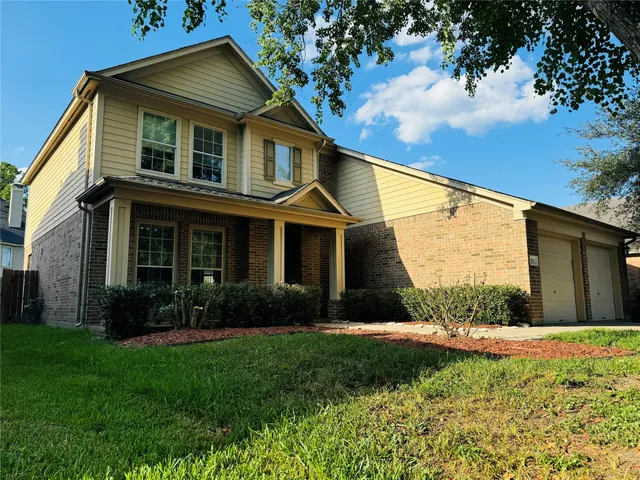 $2,300 | 931 Sierra Springs Lane, Spring, TX 77373