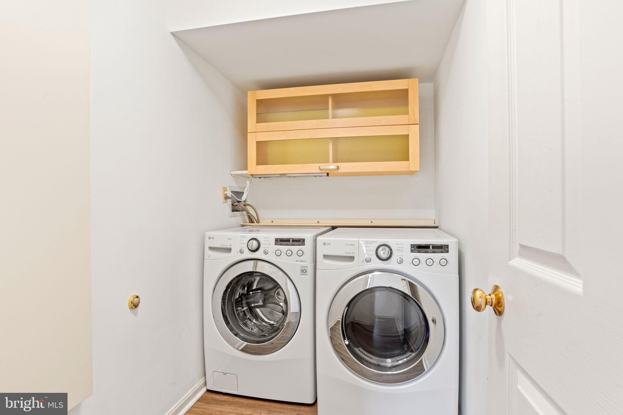 72 Leearden Road Hershey, PA 17033 - Photo 24 of 53 a utility room with dryer and washer