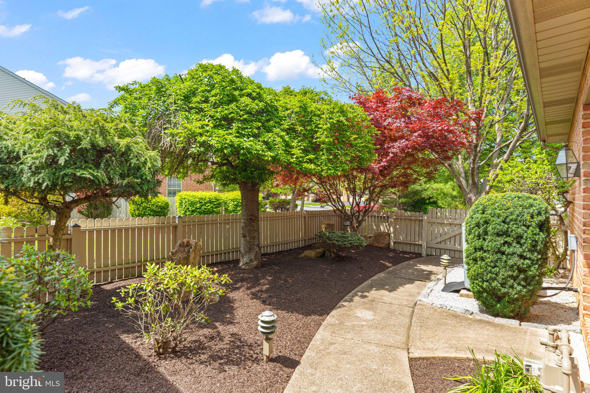 72 Leearden Road Hershey, PA 17033 - Photo 4 of 53