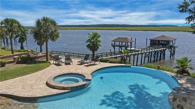 $1,525,000 | 3227 Sutherland Bluff Drive Northeast, Townsend, GA 31331