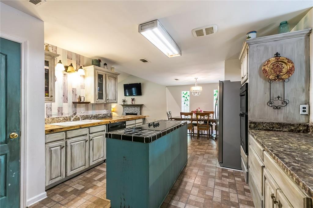 19415 Grantham Road Livingston, LA 70754 - Photo 3 of 19 Gallery Image 3