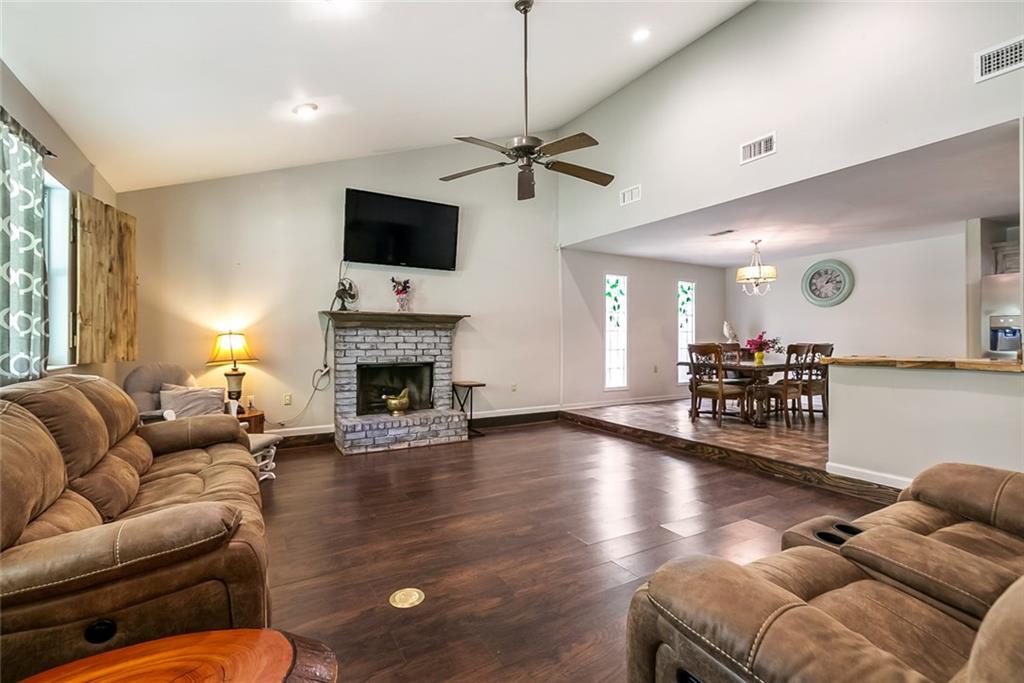 19415 Grantham Road Livingston, LA 70754 - Photo 7 of 19 Gallery Image 7