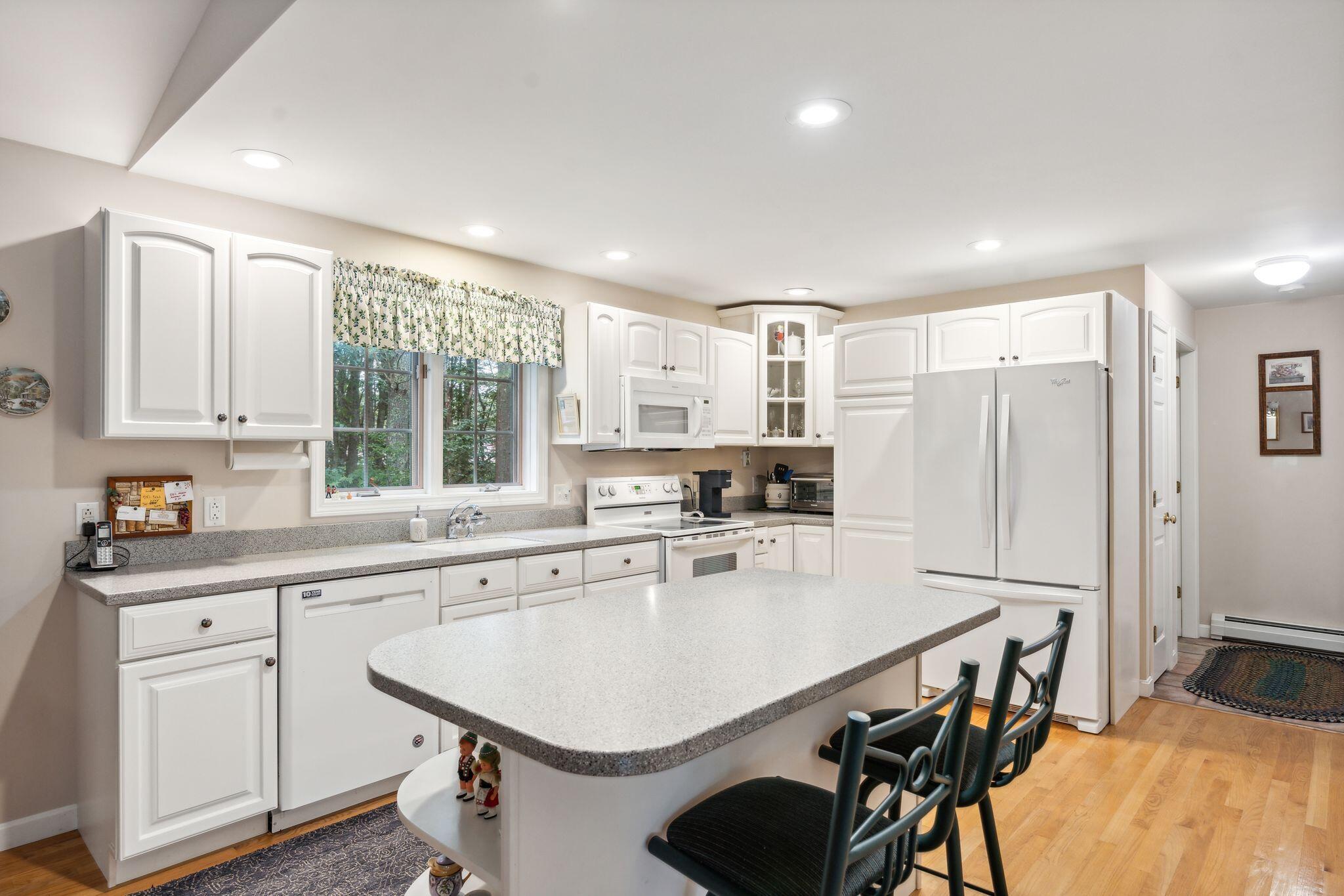 8 Brian Drive Brunswick, ME 04011 - Photo 16 of 41 8 Brian 28_DSC09062