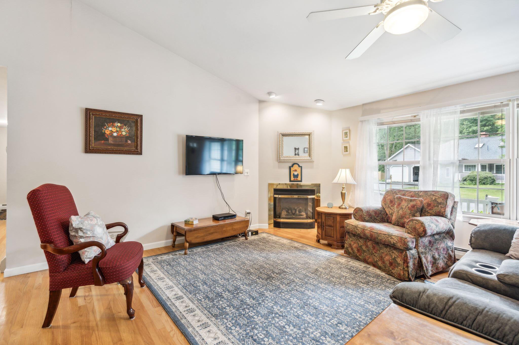 8 Brian Drive Brunswick, ME 04011 - Photo 7 of 41 8 Brian 19_DSC08992