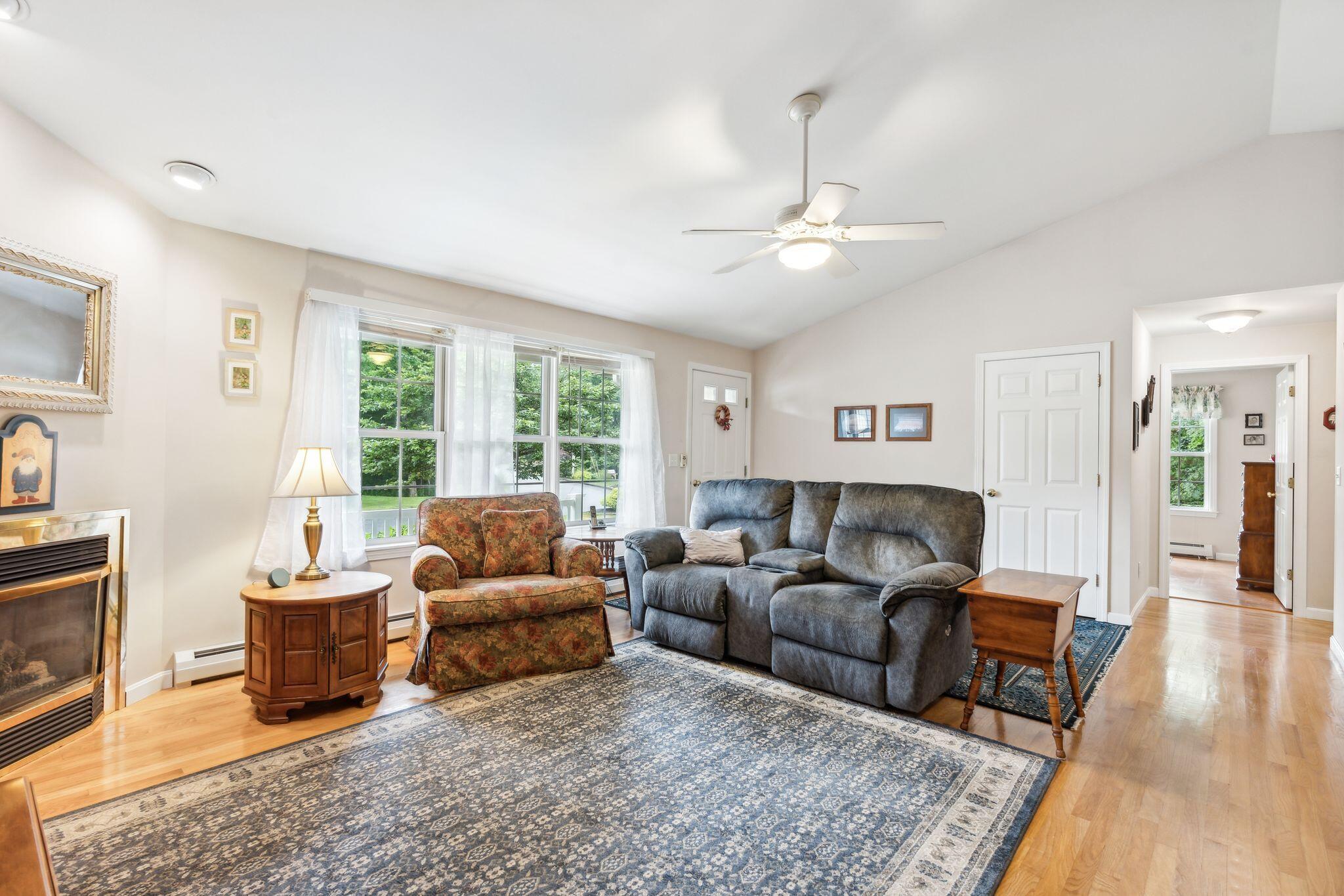 8 Brian Drive Brunswick, ME 04011 - Photo 8 of 41 8 Brian 20_DSC08997