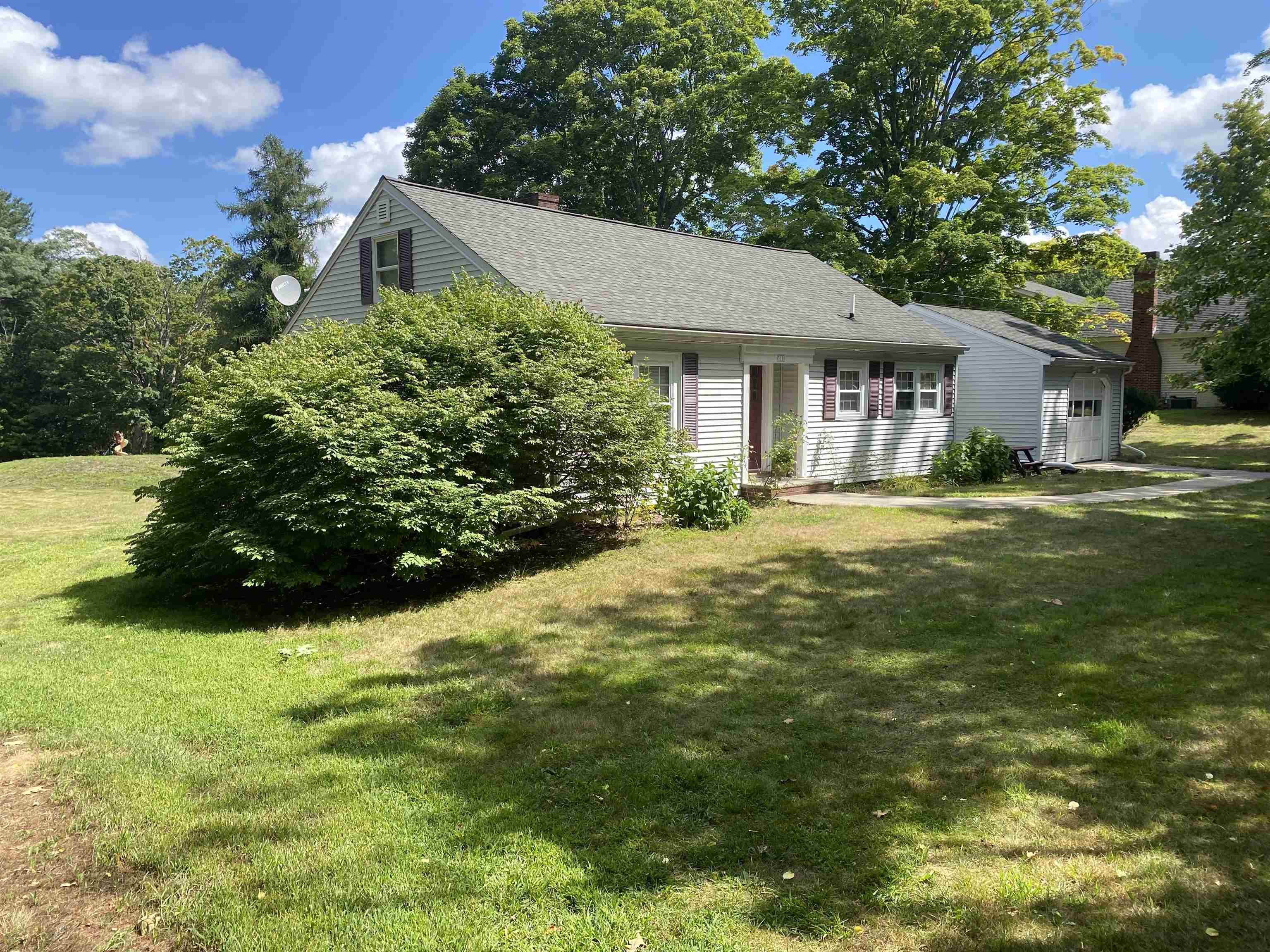 310 East Road Hampstead, NH 03841 - Photo 1 of 33