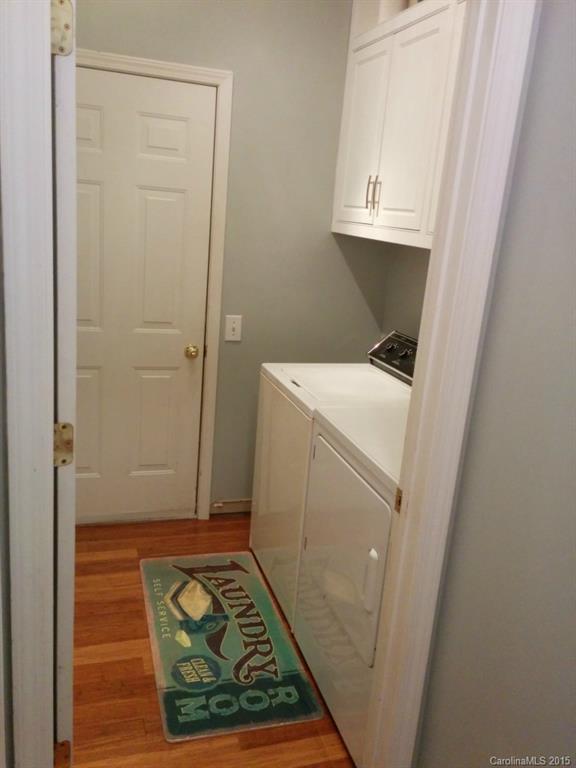 822 Clearbrook Road Matthews, NC 28105 - Photo 8 of 11 Gallery Image 8