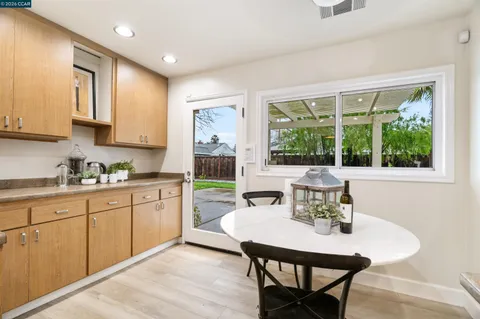 $900,000 | 113 Margie Drive, Pleasant Hill, CA 94523