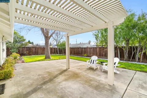 $900,000 | 113 Margie Drive, Pleasant Hill, CA 94523