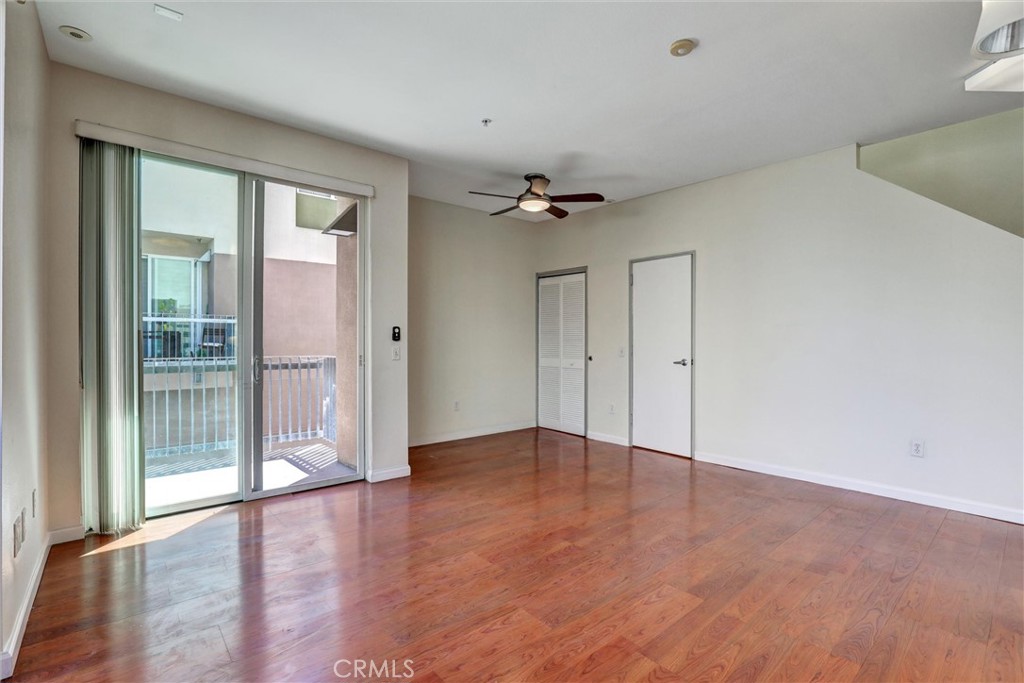 302 East 19th Street, Unit 7 Long Beach, CA 90806 - Photo 11 of 34