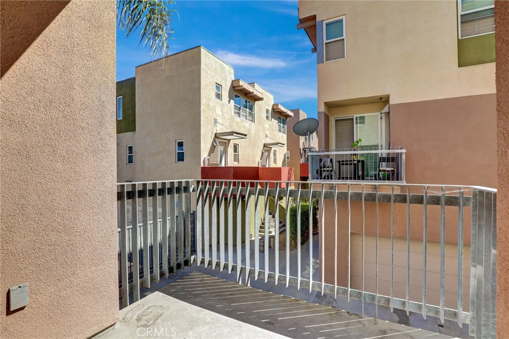 302 East 19th Street, Unit 7 Long Beach, CA 90806 - Photo 12 of 34