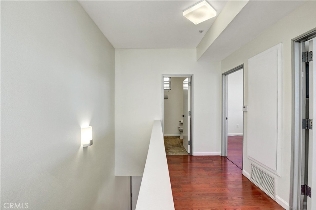 302 East 19th Street, Unit 7 Long Beach, CA 90806 - Photo 18 of 34