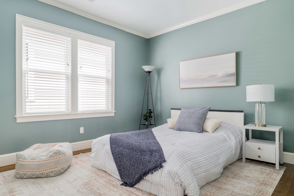 114 Davis Avenue, Unit 2 Brookline, MA 02445 - Photo 12 of 20