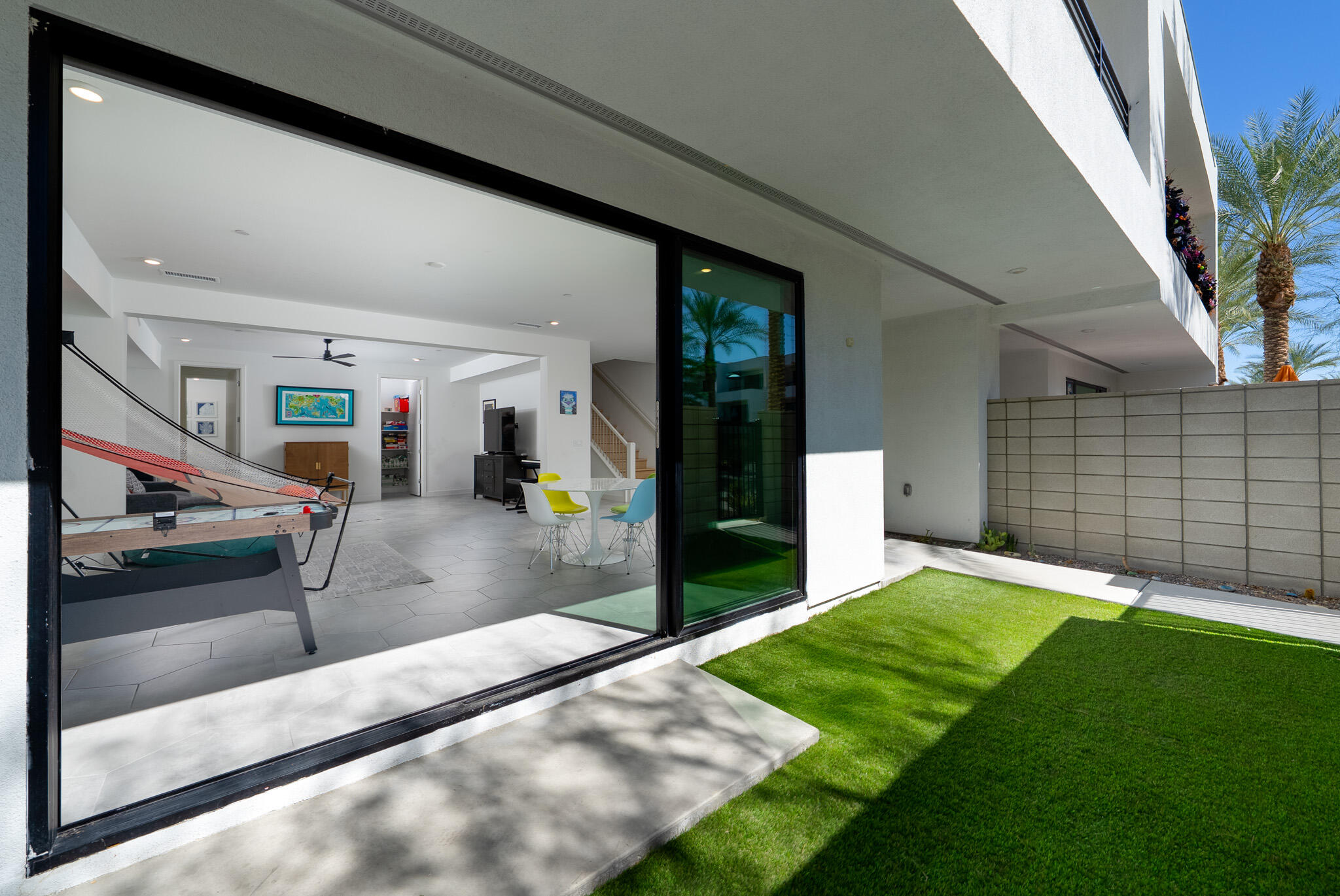 122 Cameron Center Drive Palm Springs, CA 92264 - Photo 12 of 53 .