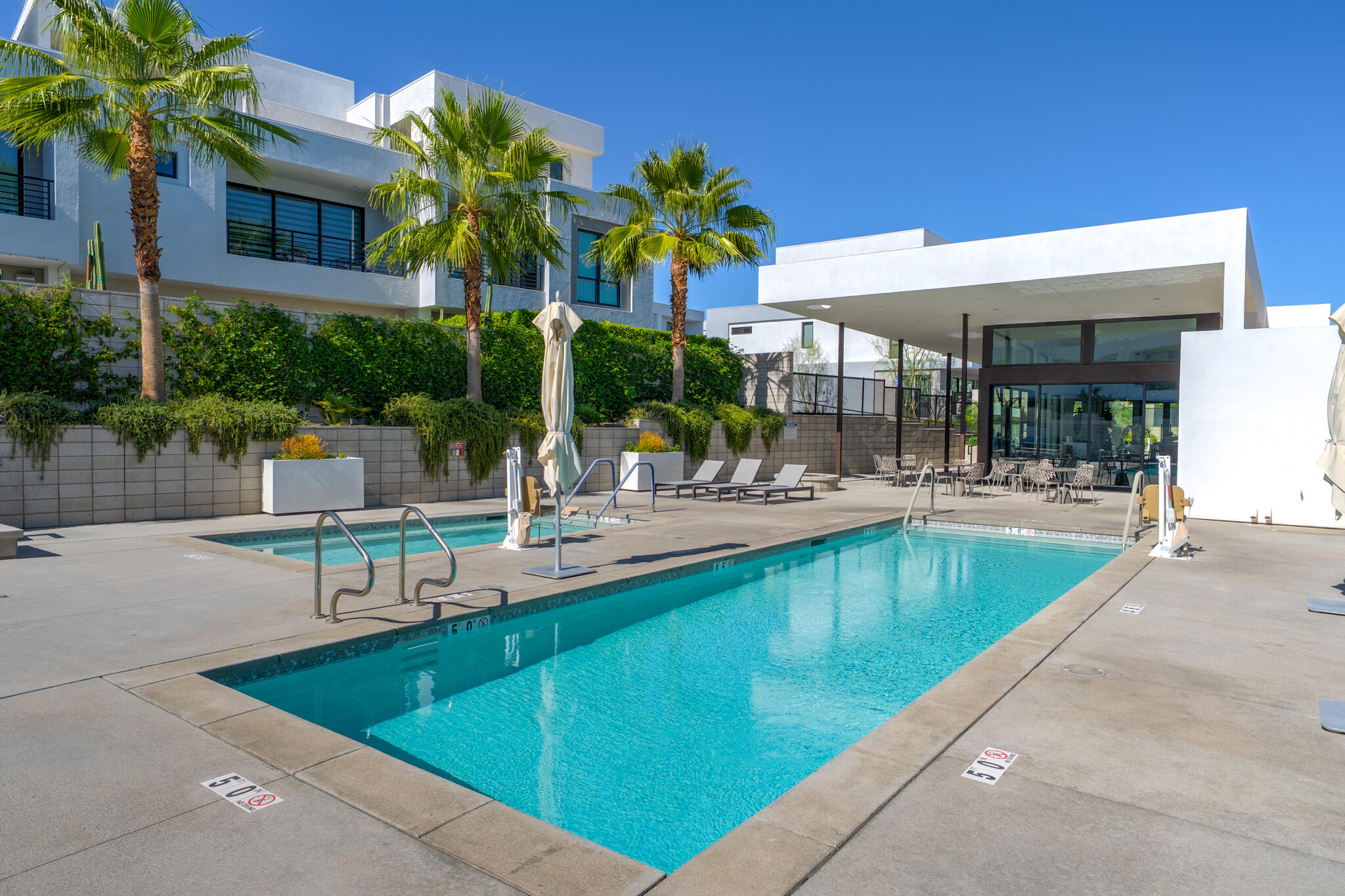 122 Cameron Center Drive Palm Springs, CA 92264 - Photo 46 of 53 .