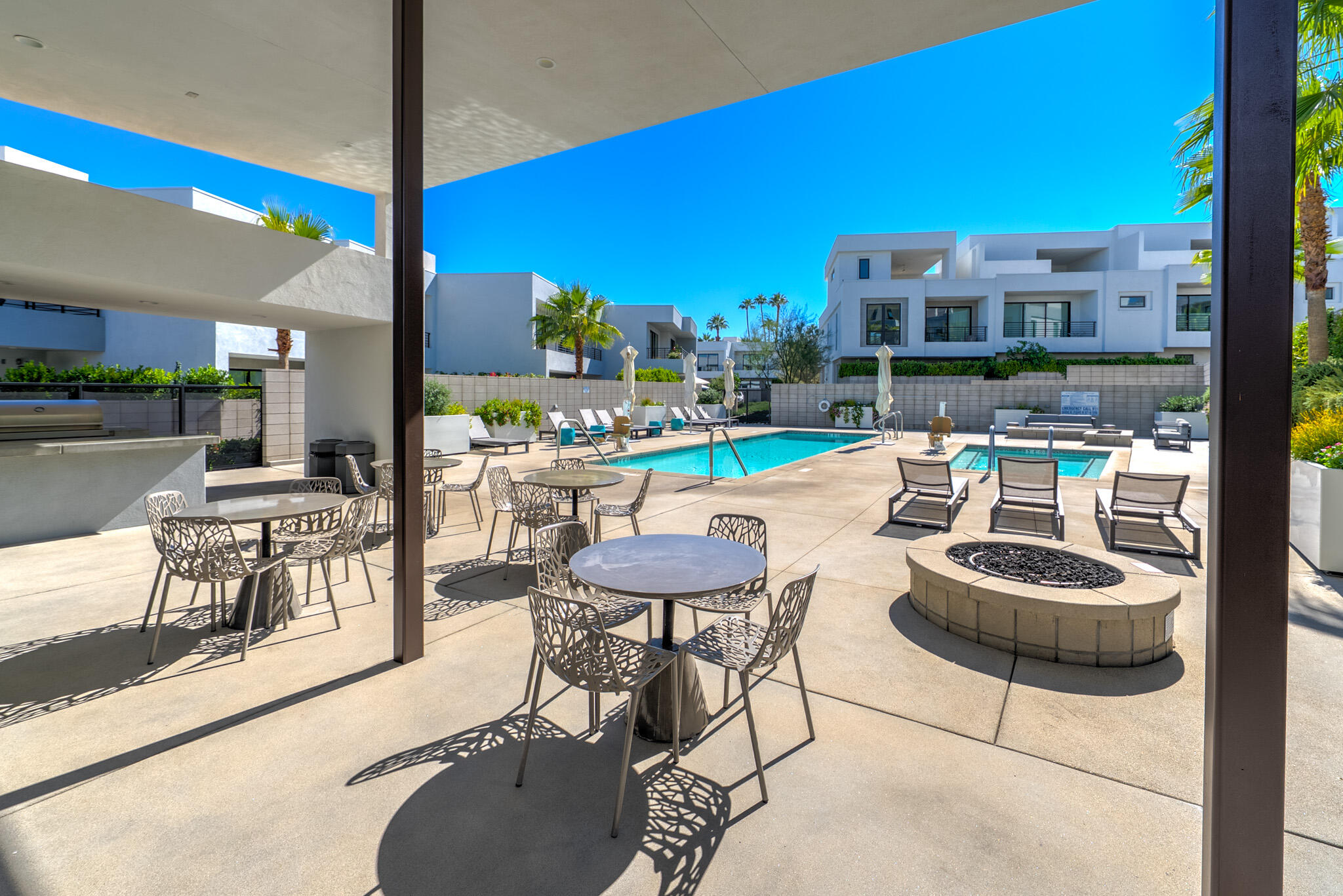 122 Cameron Center Drive Palm Springs, CA 92264 - Photo 48 of 53 .