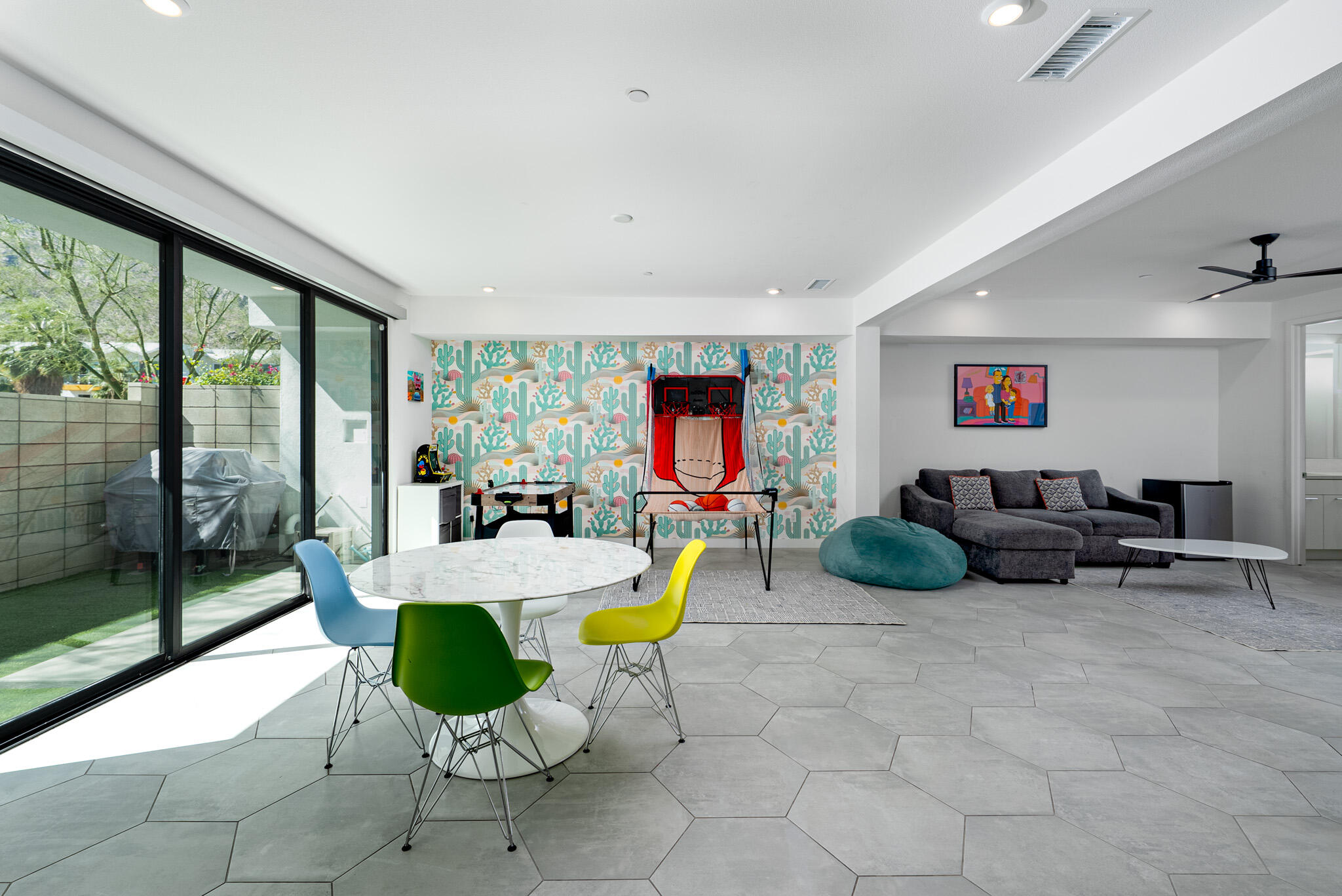 122 Cameron Center Drive Palm Springs, CA 92264 - Photo 6 of 53 .