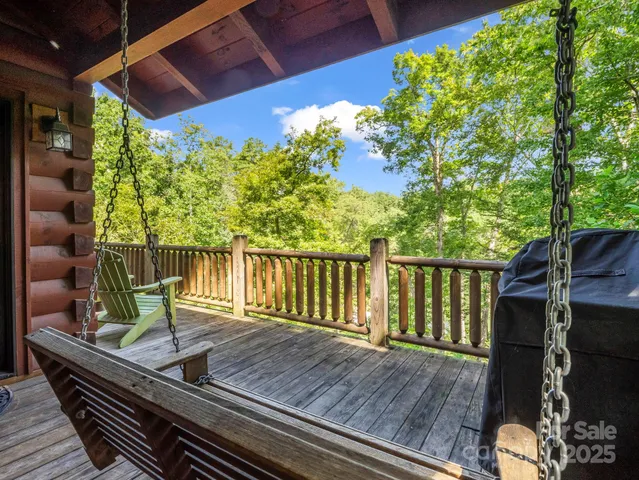 $950,000 | 1029 Rainbow Circle, Lake Lure, NC 28746
