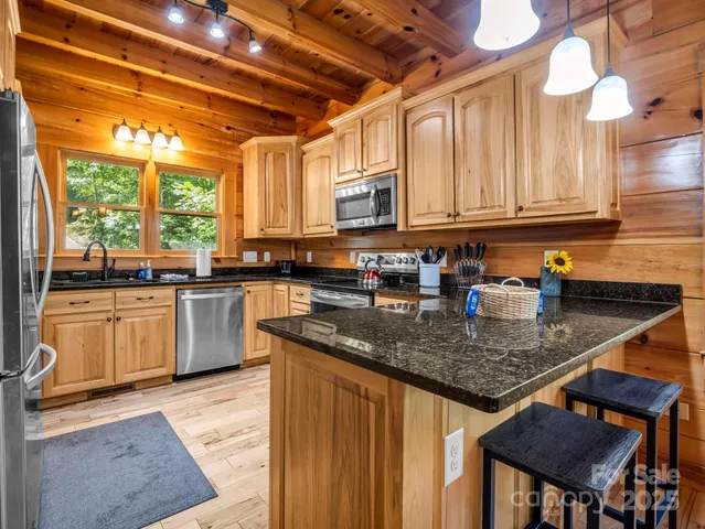 $950,000 | 1029 Rainbow Circle, Lake Lure, NC 28746