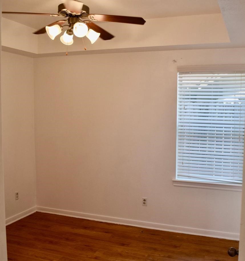2302 Colorado Street, Unit D Houston, TX 77007 - Photo 3 of 9 Bedroom 1