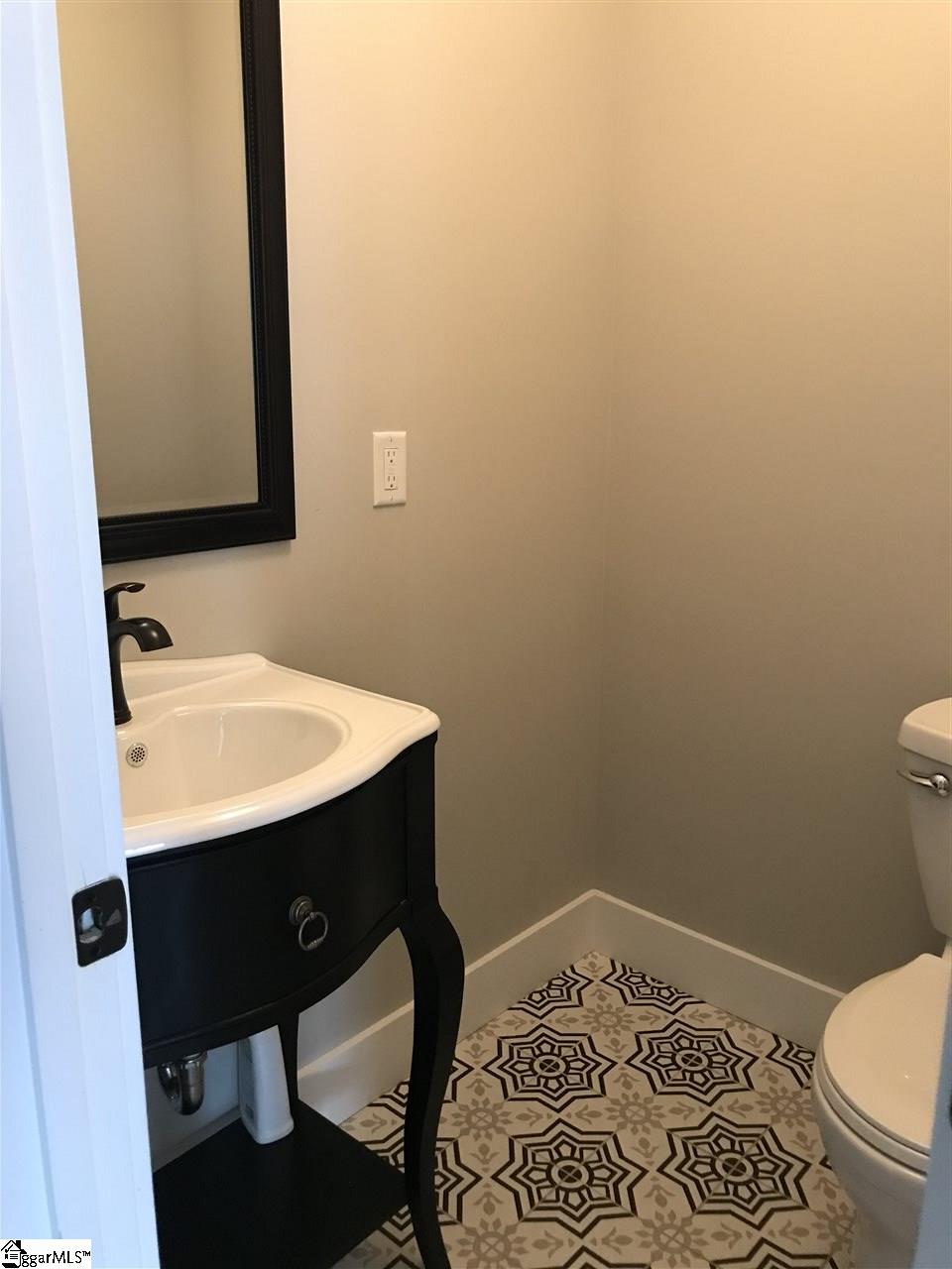 508 Flanders Court Greenville, SC 29607 - Photo 13 of 23 Gallery Image 13