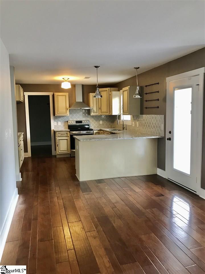 508 Flanders Court Greenville, SC 29607 - Photo 5 of 23 Gallery Image 5