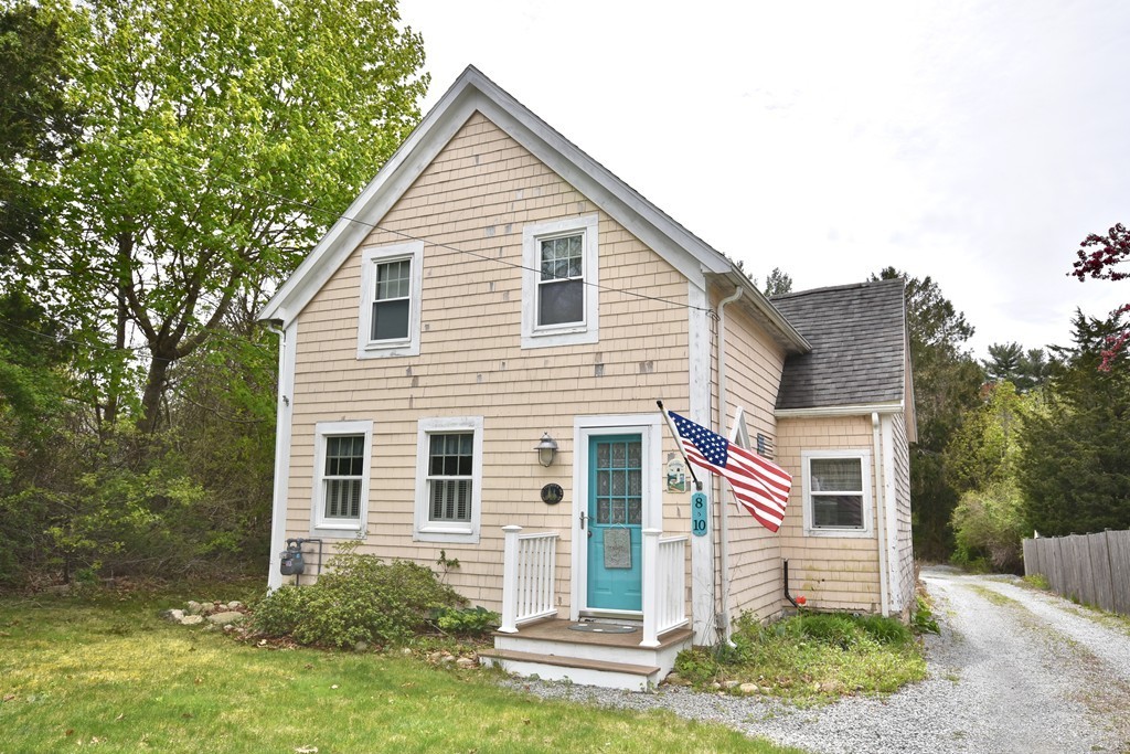 8-10 Pine Island Road Mattapoisett, MA 02739 - Photo 1 of 17 Gallery Image 1