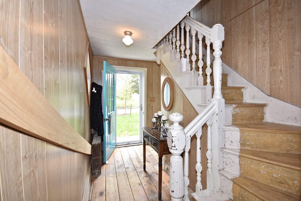 8-10 Pine Island Road Mattapoisett, MA 02739 - Photo 9 of 17 Gallery Image 9