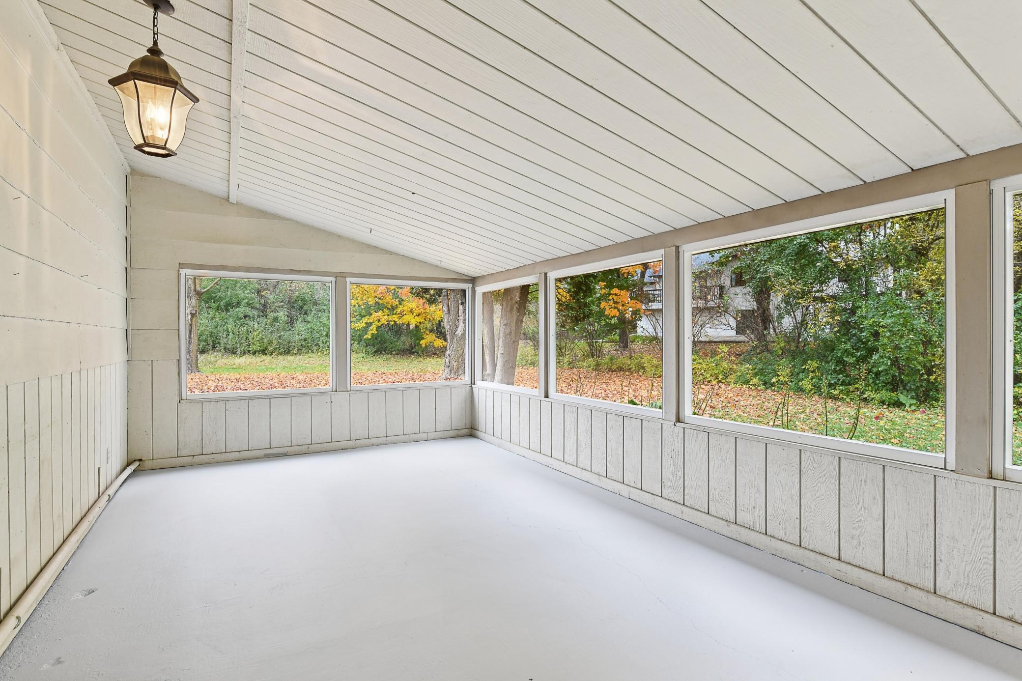 6115 Club Valley Road Excelsior, MN 55331 - Photo 34 of 40