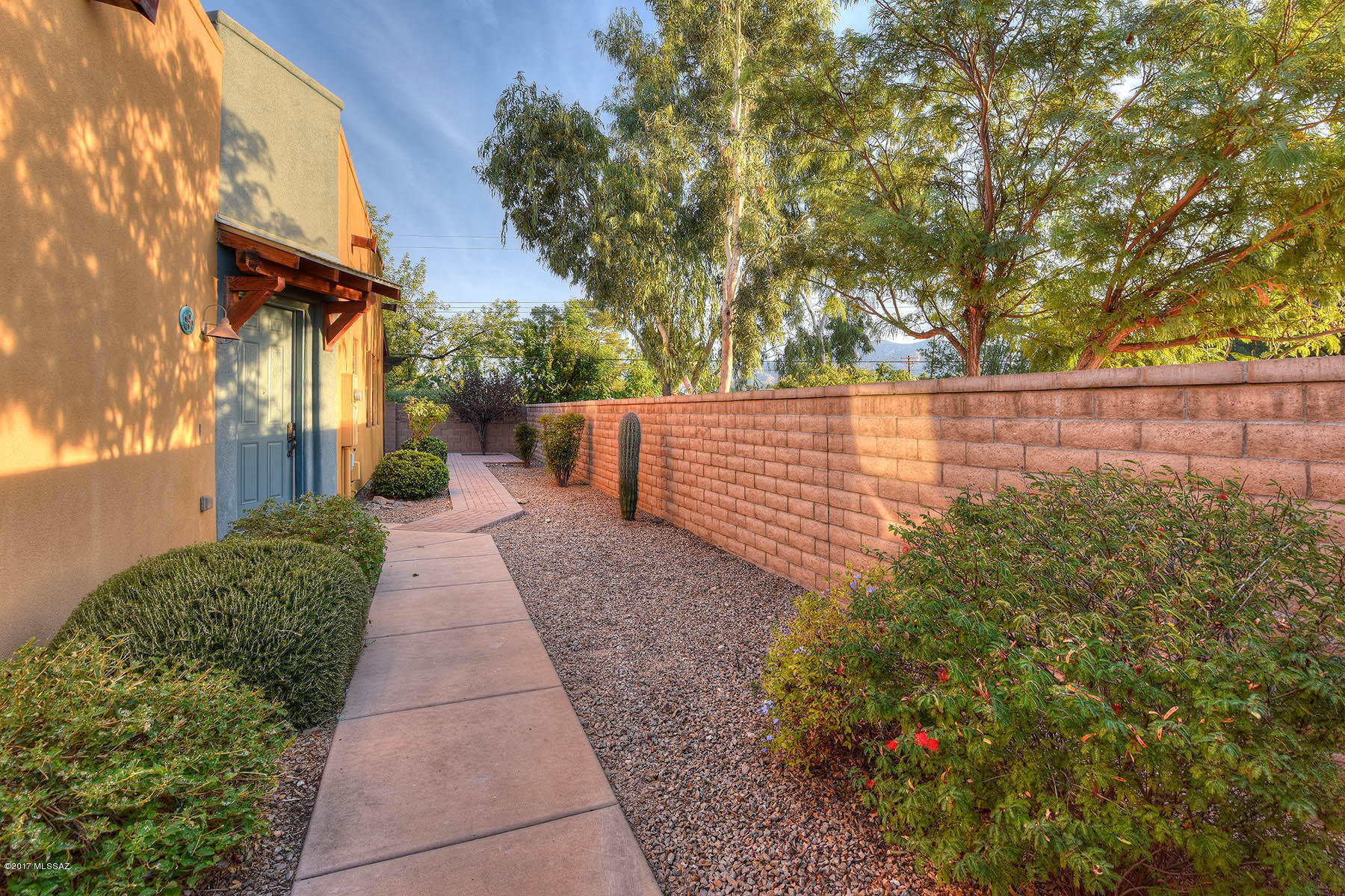 523 East Croydon Park Road Tucson, AZ 85704 - Photo 5 of 23 Gallery Image 5
