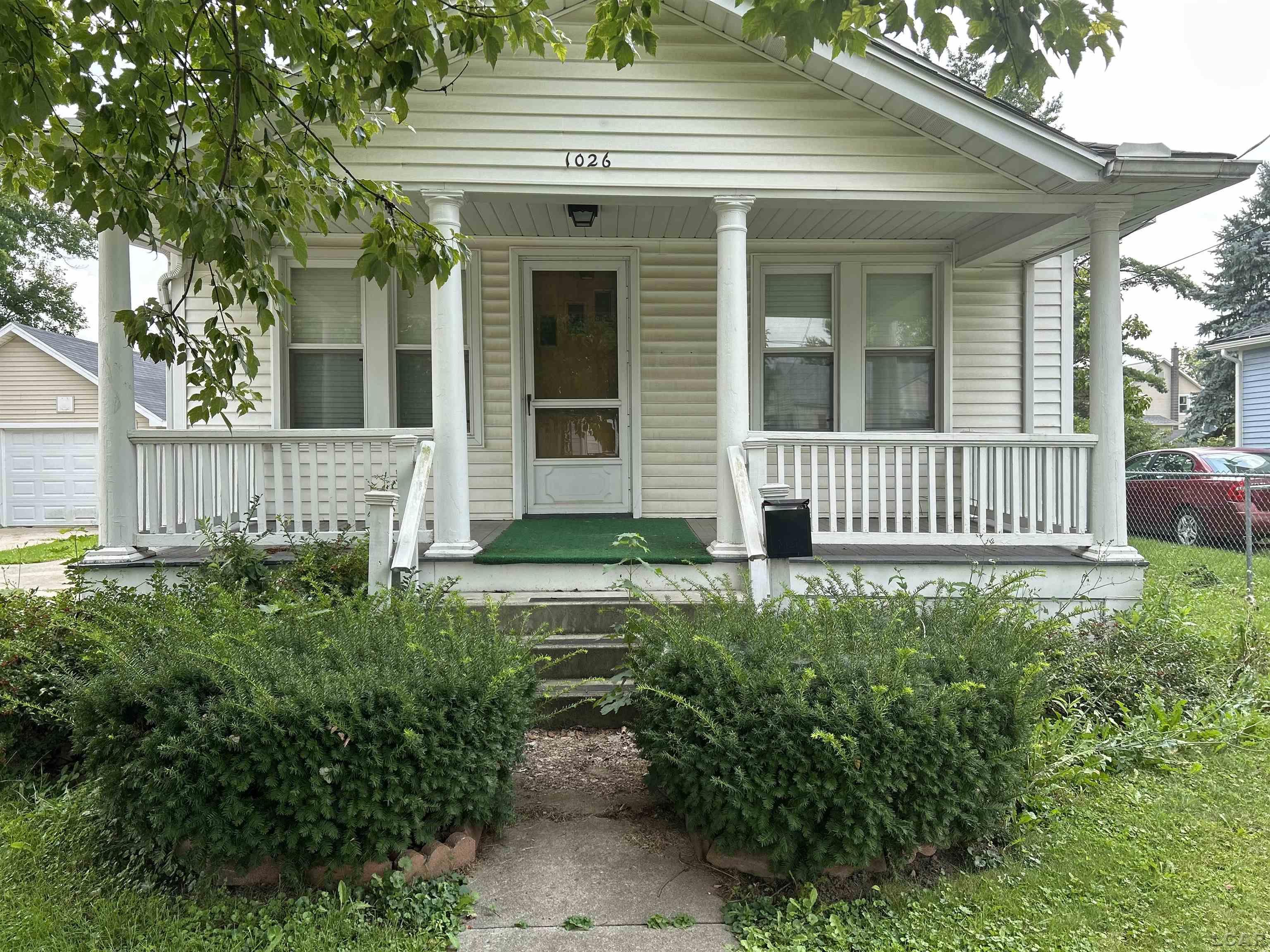 1026 Chestnut Street Adrian, MI 49221 - Photo 1 of 1