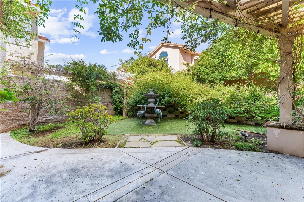 10 Sillero Rancho Santa Margarita, CA 92688 - Photo 2 of 70 Backyard