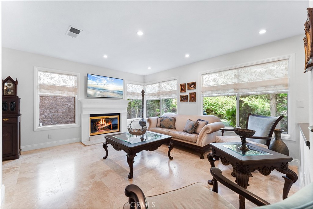 10 Sillero Rancho Santa Margarita, CA 92688 - Photo 10 of 70 Family room with Fireplace