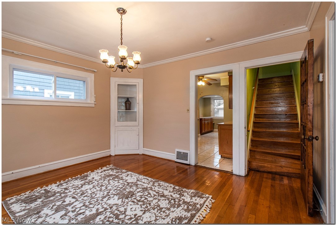 971 Pembrook Road Cleveland Heights, OH 44121 - Photo 8 of 28
