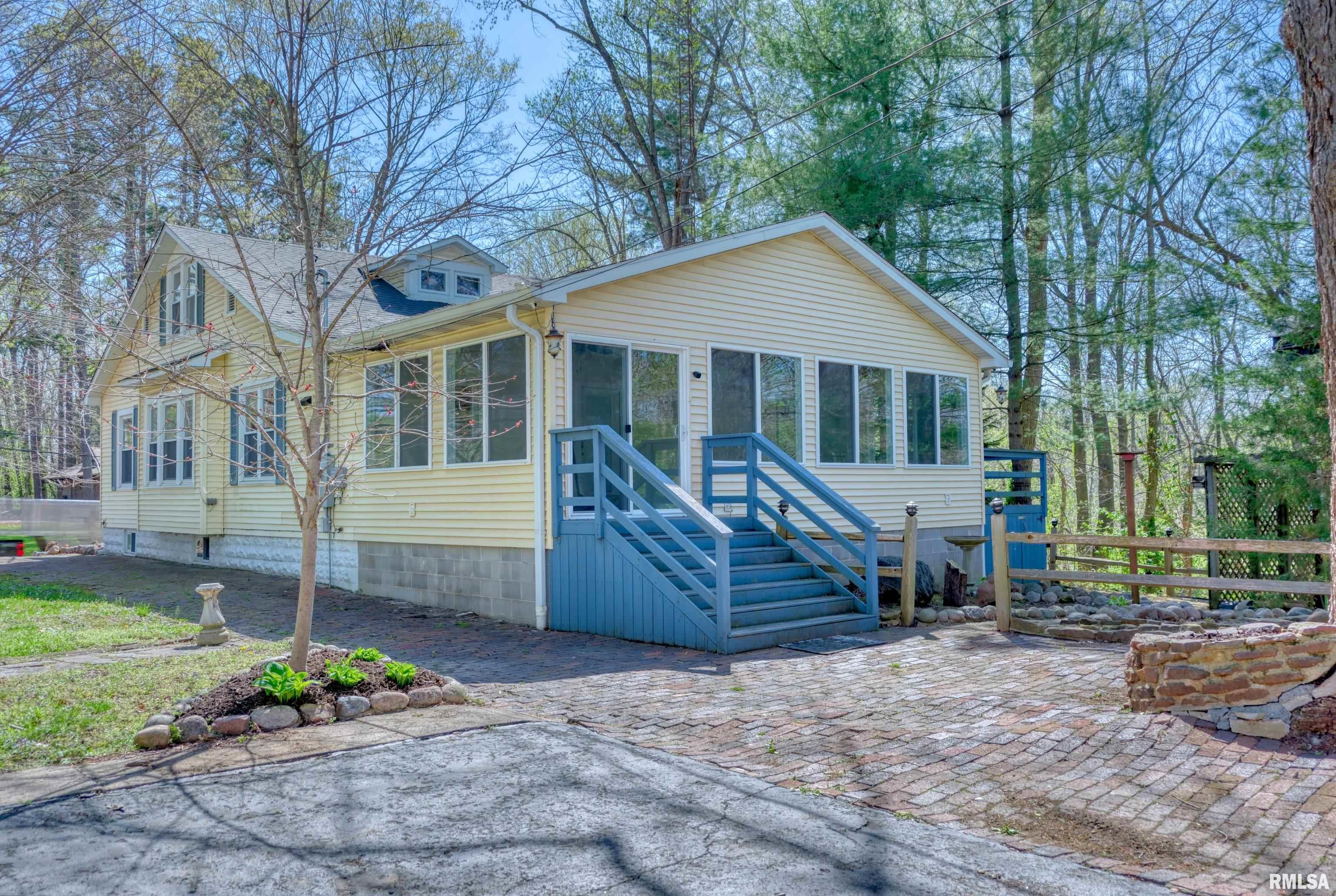 2230 Walnut Street Murphysboro, IL 62966 - Photo 2 of 43 Gallery Image 2