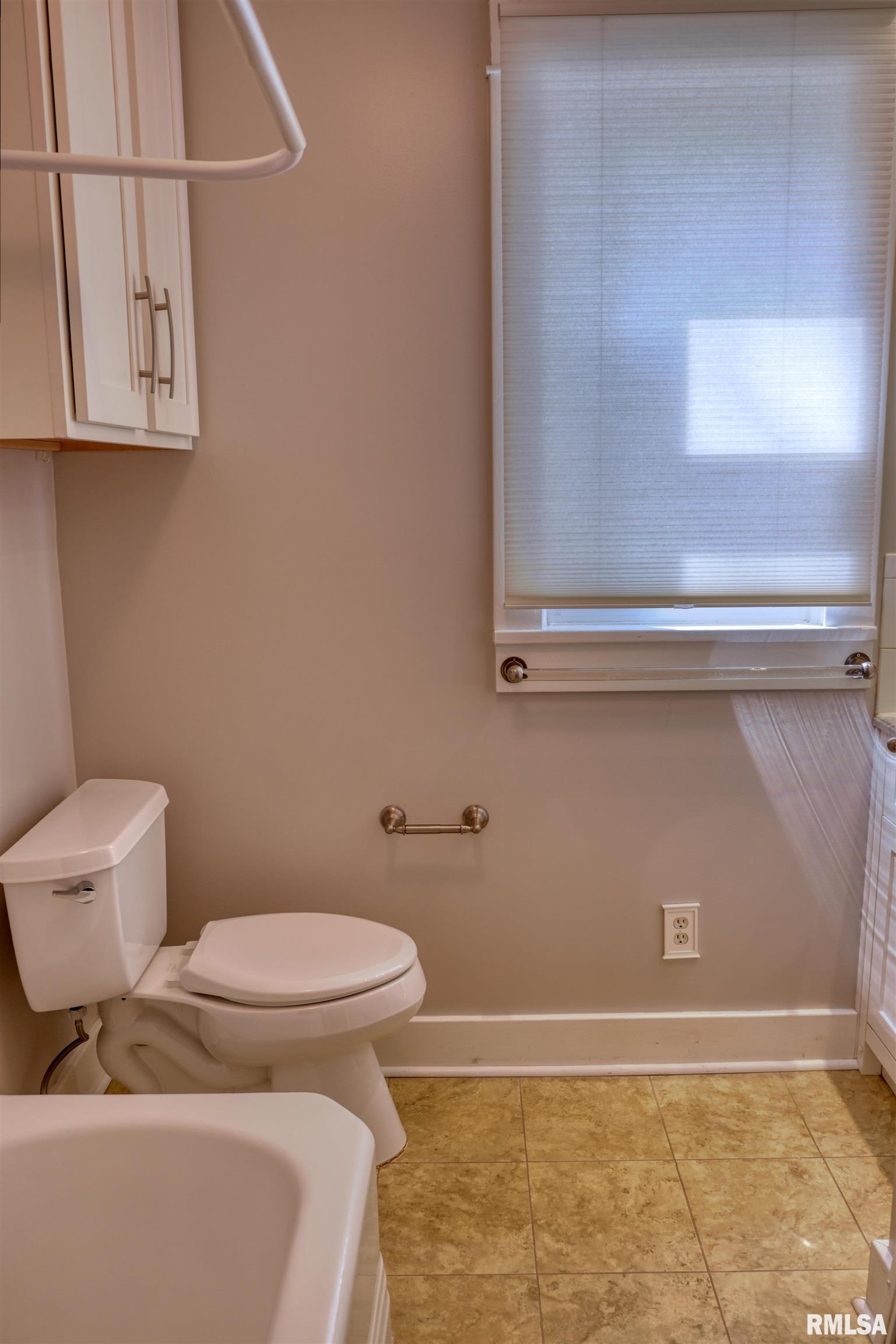 2230 Walnut Street Murphysboro, IL 62966 - Photo 23 of 43 Gallery Image 23