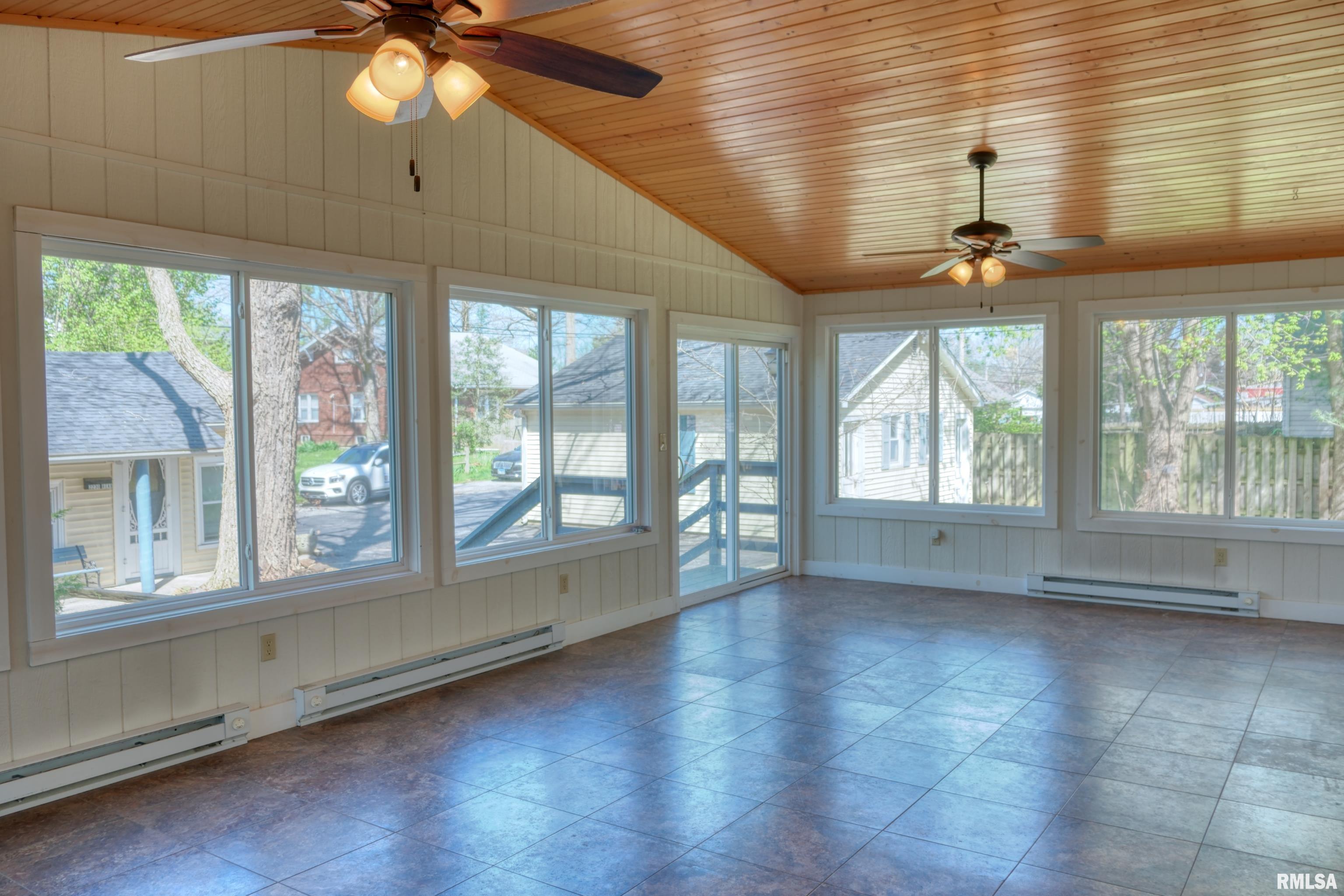 2230 Walnut Street Murphysboro, IL 62966 - Photo 8 of 43 Gallery Image 8