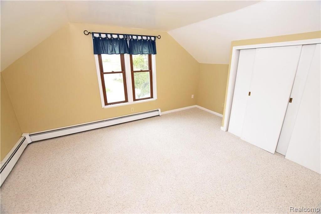 4305 South Genesee Road Grand Blanc, MI 48439 - Photo 11 of 26