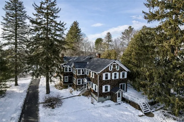 $995,000 | 60 Sullivan Street, Cazenovia, NY 13035