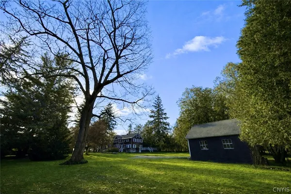 $849,900 | 60 Sullivan Street, Cazenovia, NY 13035