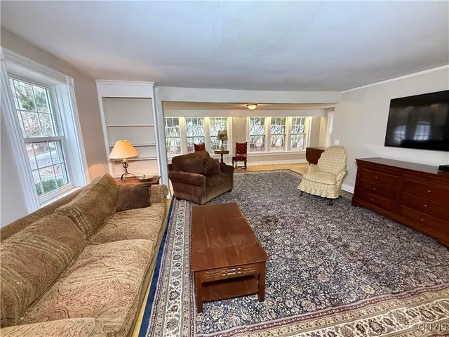 $995,000 | 60 Sullivan Street, Cazenovia, NY 13035