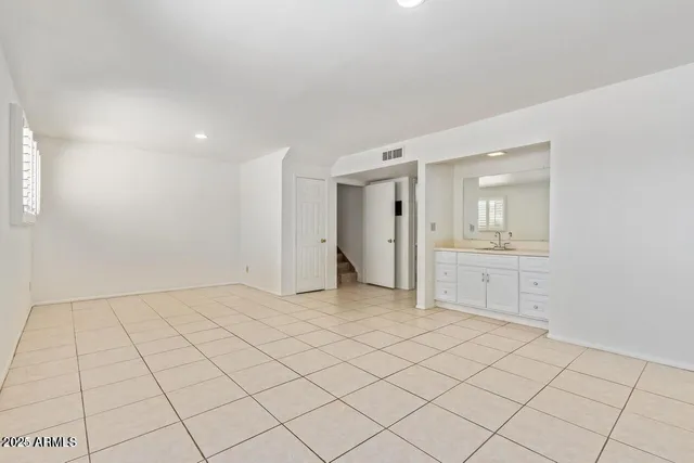 $7,500 | 4320 West Banff Ln., Glendale, AZ 85306