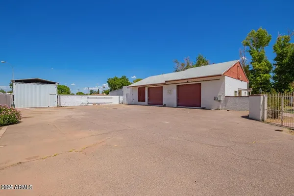 $7,500 | 4320 West Banff Ln., Glendale, AZ 85306