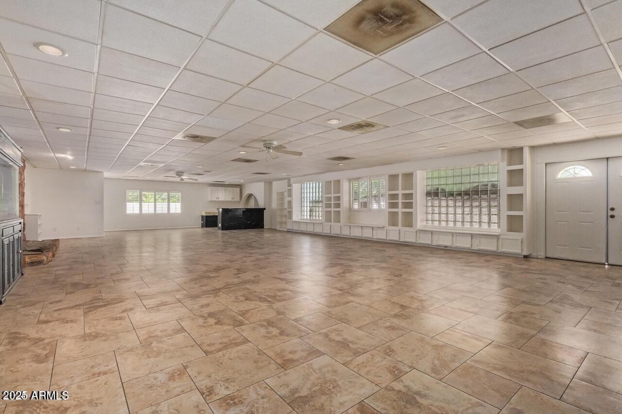 4320 West Banff Ln. Glendale, AZ 85306 - Photo 7 of 55 6744162_6_0