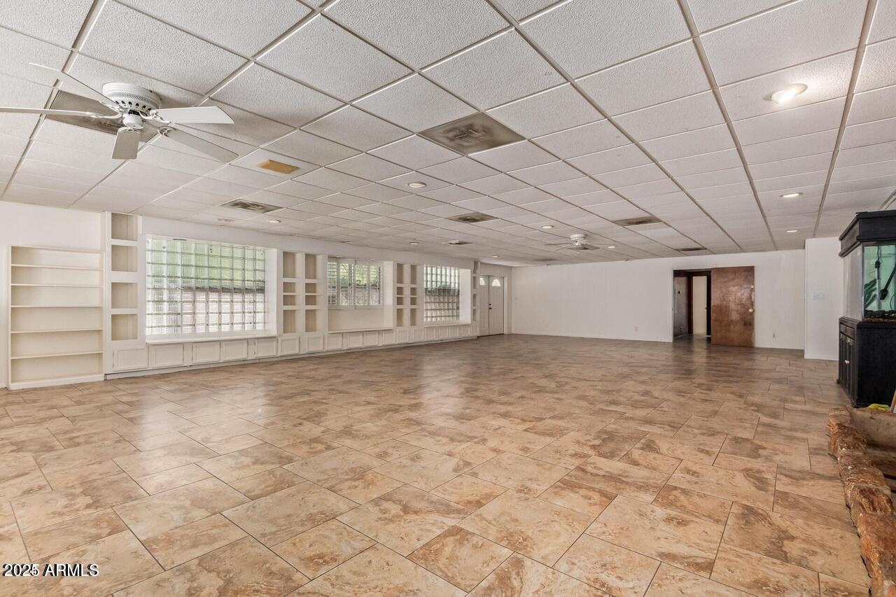 4320 West Banff Ln. Glendale, AZ 85306 - Photo 9 of 55 6744162_8_0