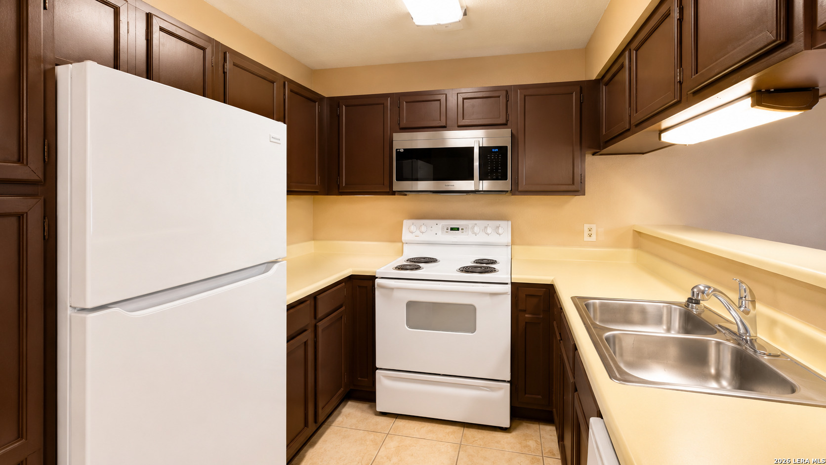 10527 Perrin Beitel Road, Unit D206 San Antonio, TX 78217 - Photo 6 of 14