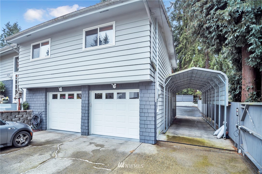 9330 216th Street Southwest Edmonds, WA 98020 - Photo 2 of 25 Gallery Image 2